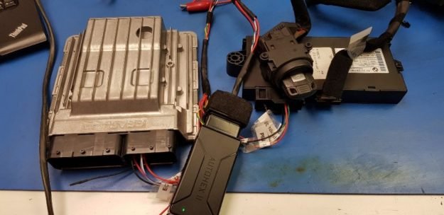 bmw-1-series-ecu-dme-swap-1882426957..jpg