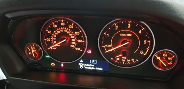 bmw-f30-adaptive-lights-error767604137..jpg